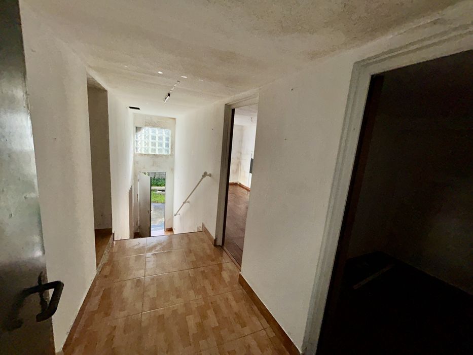 Casa t2 em frente ao metro