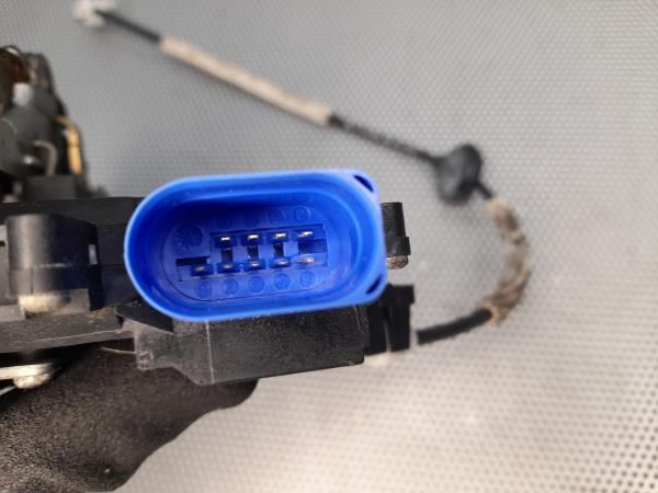 Fechadura / fecho porta frente direito VOLKSWAGEN Touareg (7L)