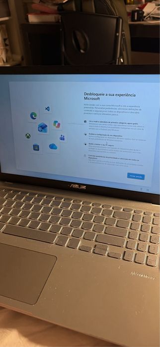 Portatil ASUS VivoBook