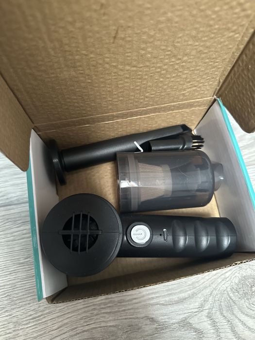 Ручний пилосмок