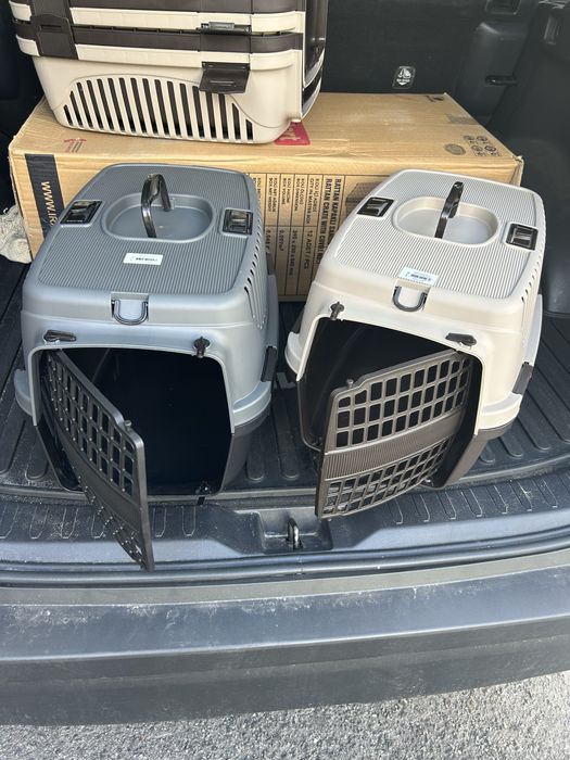 Контейнер-переноска для животных PT-100 IRAK PLASTIK. Опт 350 гр