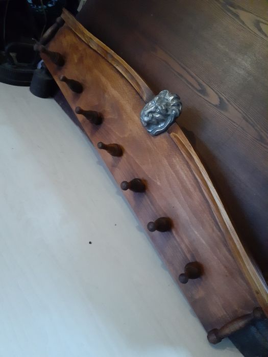 Вішалки в хорошому стані