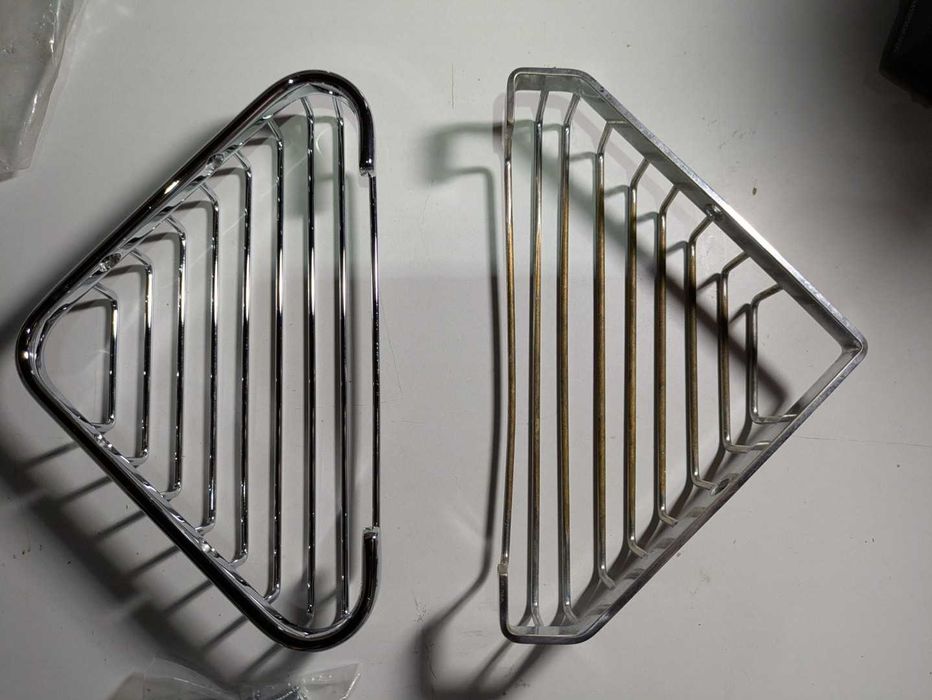 Saboneteira de esquina/canto para WC