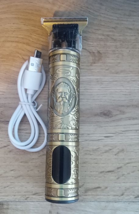 Nowy Zloty Trymer Qilive