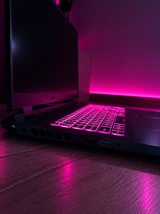 Acer Nitro AN517-55 17.3" - i5-12450H + RTX 3050 4GB + 16GB RAM + 512 SSD - RGB Підсвітка