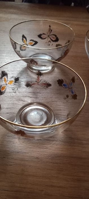 4 Taças em vidro pintadas à mão