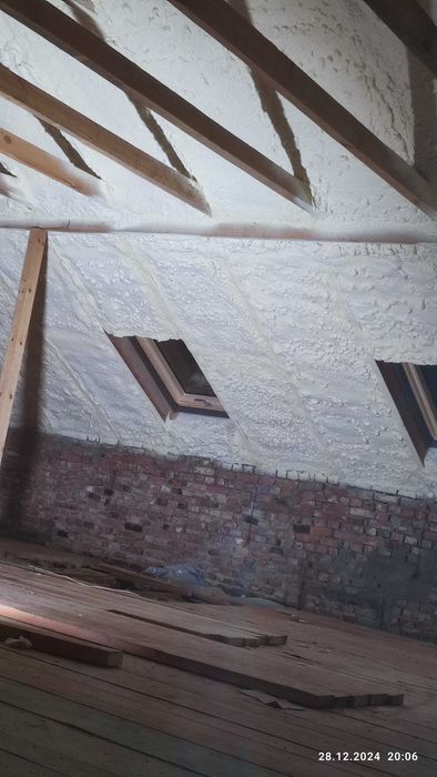 Утеплення Піною Пінополіуретаном Мансард Дах Ангар Склад Перекритя ППУ