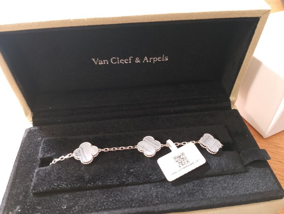 Браслет Van Cleef & Arpels из коллекции Vintage Alhambra