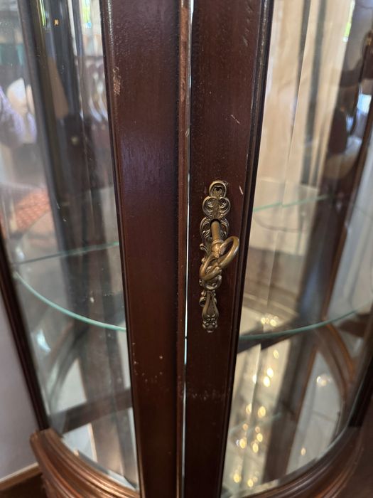 Vitrine madeira- Ótimo Estado