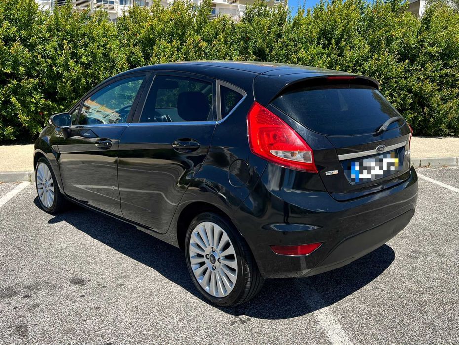 Ford Fiesta Titanium 1.6TDCI - 5 lugares