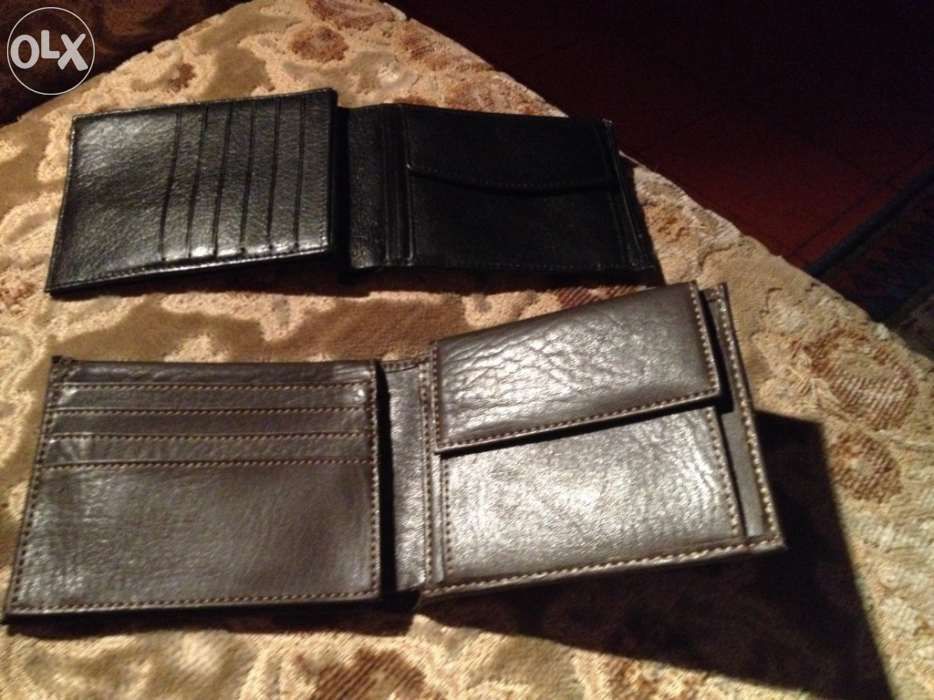 Conjunto de duas carteiras completamente novas