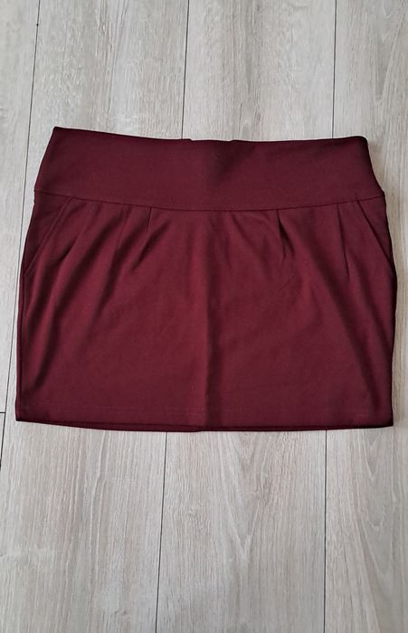 Spódniczka mini.