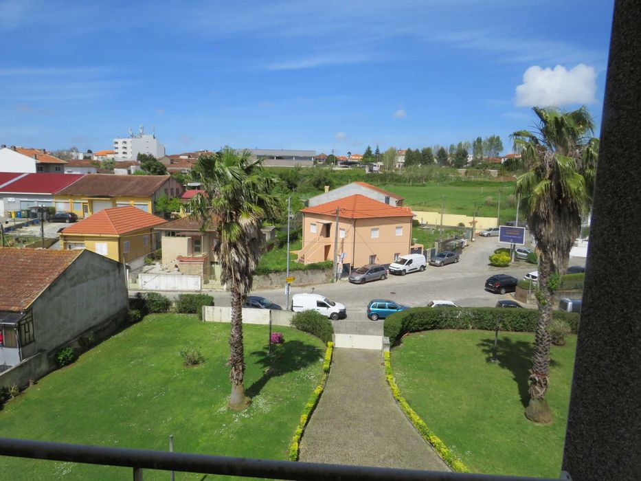 Apartamento T3 em excelente estado, localizado em Valbom !