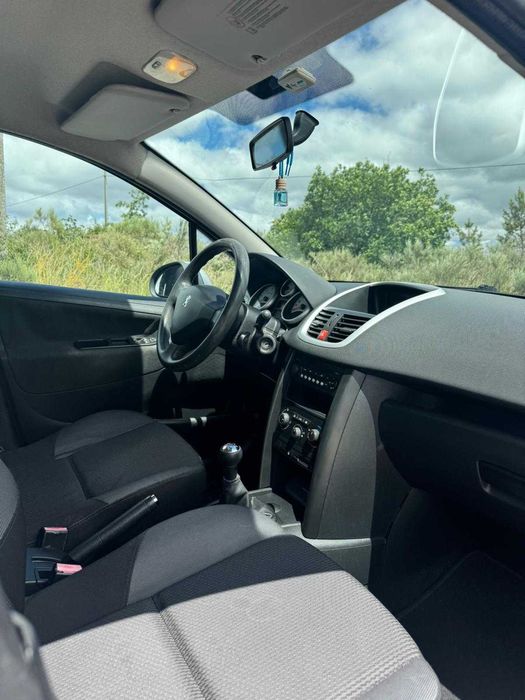 Peugeot 207 1.4 HDi Premium