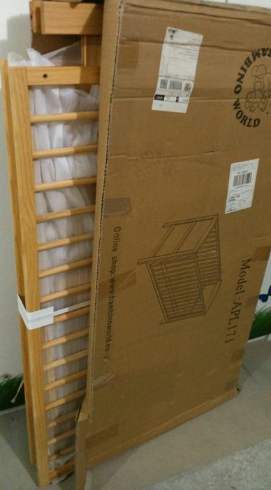 Cama criança nova em madeira