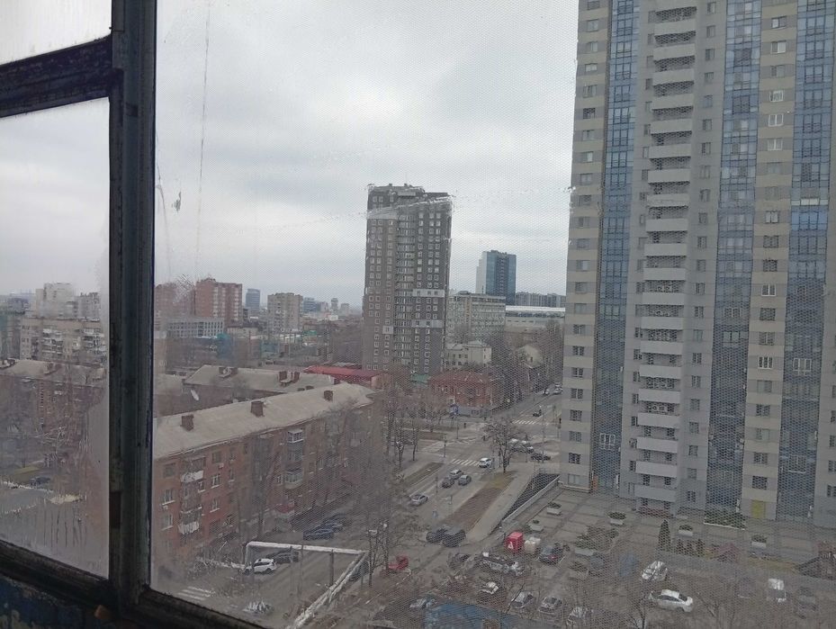 Сдам 1 комнатную квартиру пр. Кирова, Поля дом 20 центр