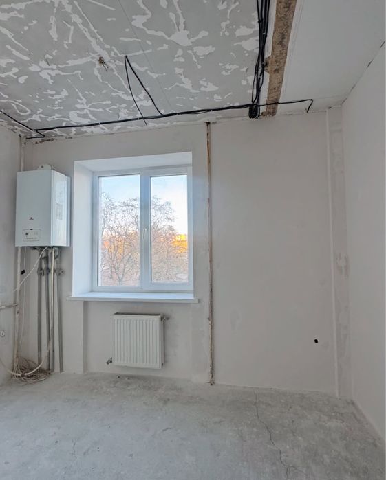 Продаж 2 кімнатної квартири в центрі міста