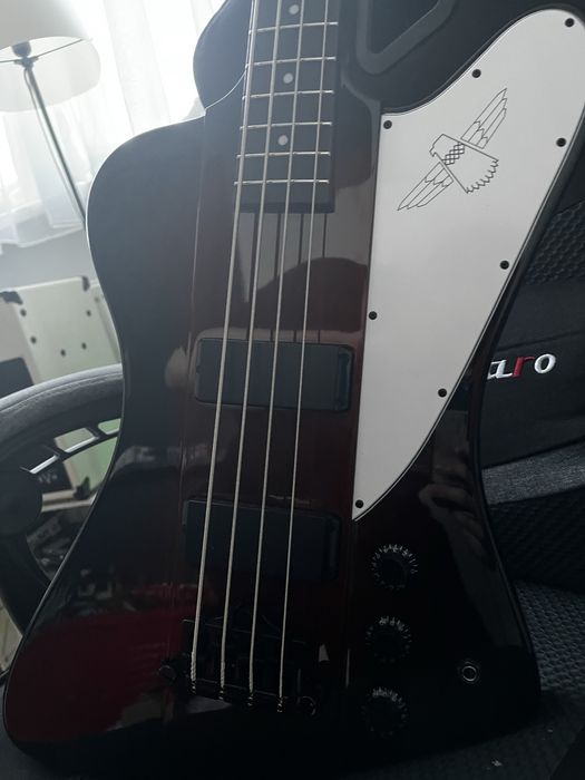 Gitara basowa Epiphone Thunderbird IV VS