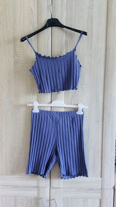 Komplet top na ramiączkach spodenki kolarki Shein XS 34 Nowy