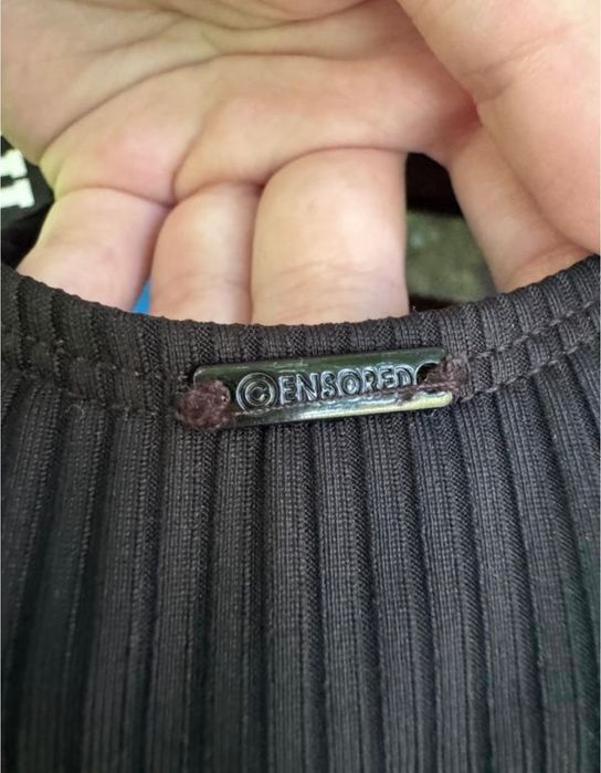 Купальник суцільний стильний та гарний з вирізом на спинці