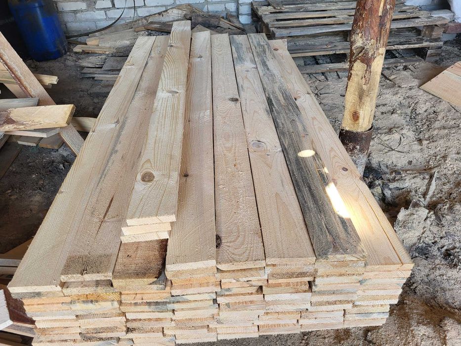 Дрова,тирса,паливні відходи.