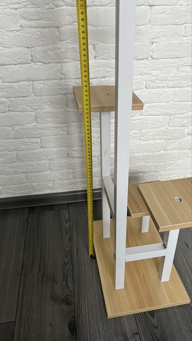 Полиця для квітів