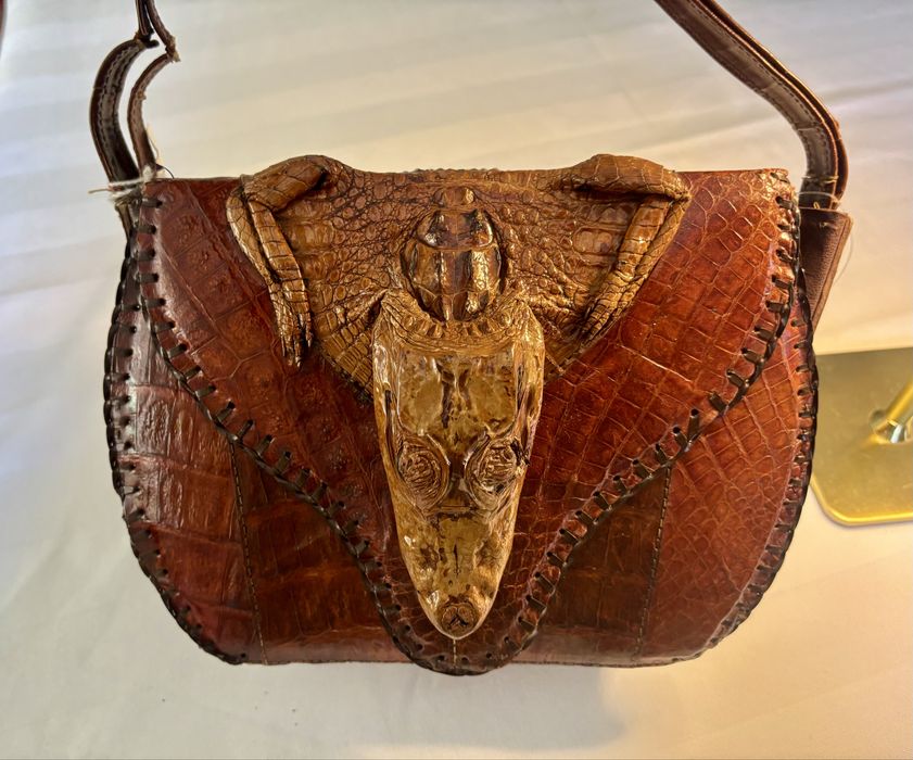 Mala em pele de crocodilo verdadeira