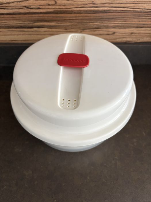 Panela de cozer a vapor no microondas tescoma