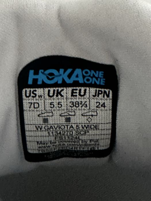 Продам кросівки Hoka