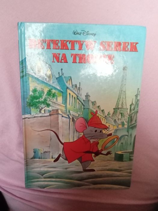 Detektyw serek na tropie. Klub książek Disneya