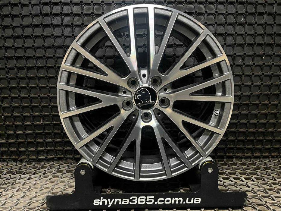 ДИСКИ БУ оригінал R18 7.5J 5X112 ET49 Skoda Шкода A1774010600