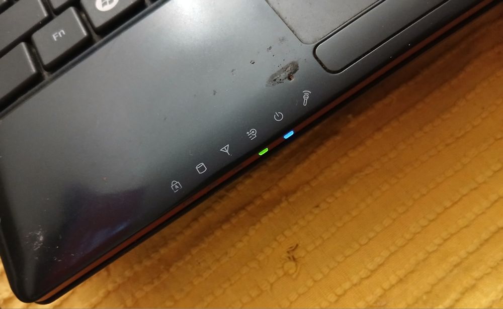 Portatil Mini Samsung N145 Plus só Acende a Bord sem Bateria para peça