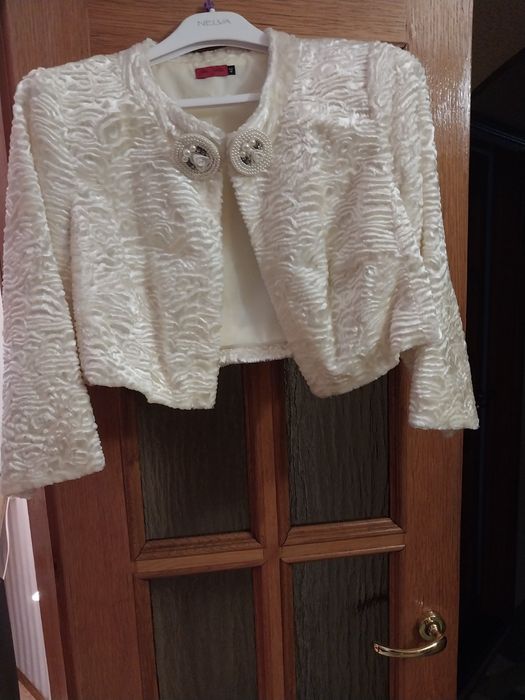 Елегантний кроп-жакет