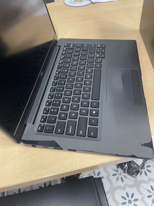 Уцінка Розпродаж Dell Latitude 7400 i5-8365U 8GB SSD 256GB є 30шт