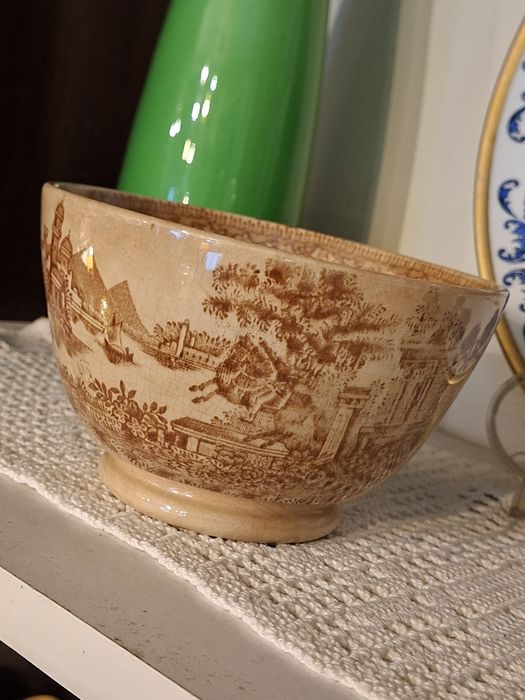 Malga ou pequena tigela antiga da fabrica de loiça de Sacavém