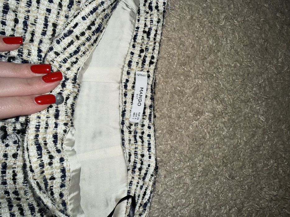 Твідова спідниця Mango