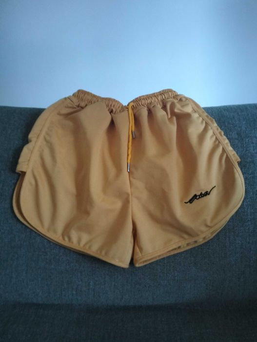 Модні жіночі шорти