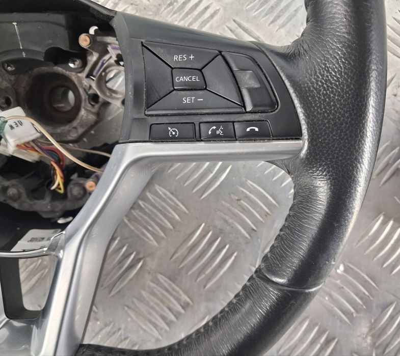 Б/У кермо з підігрівом Nissan Rogue T32 2014–2020 оригінал рог 32