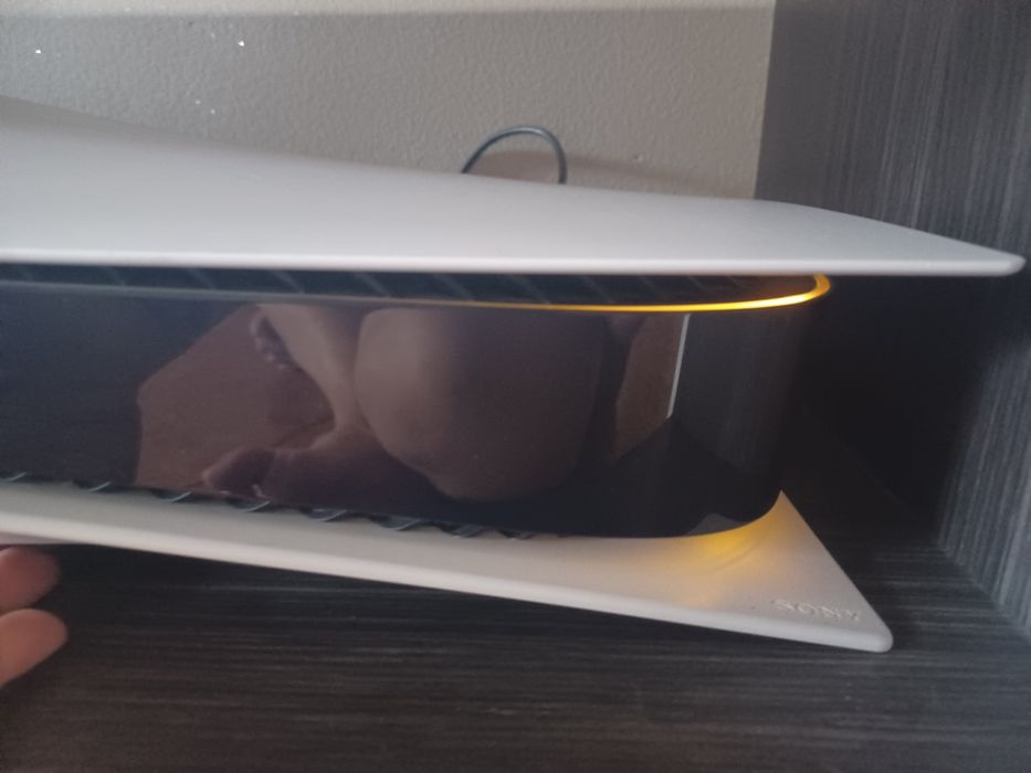 PlayStation 5 825GB + 2 Comandos