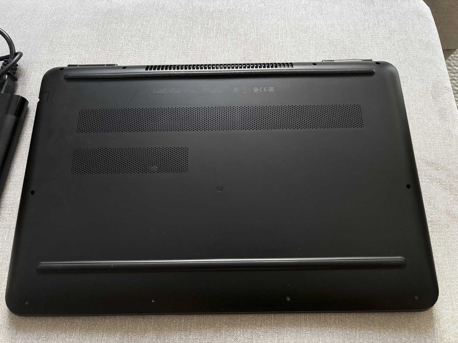 HP Pavilion 15 i5-8300H / GTX 1050Ti / 16GB RAM / 480GB
