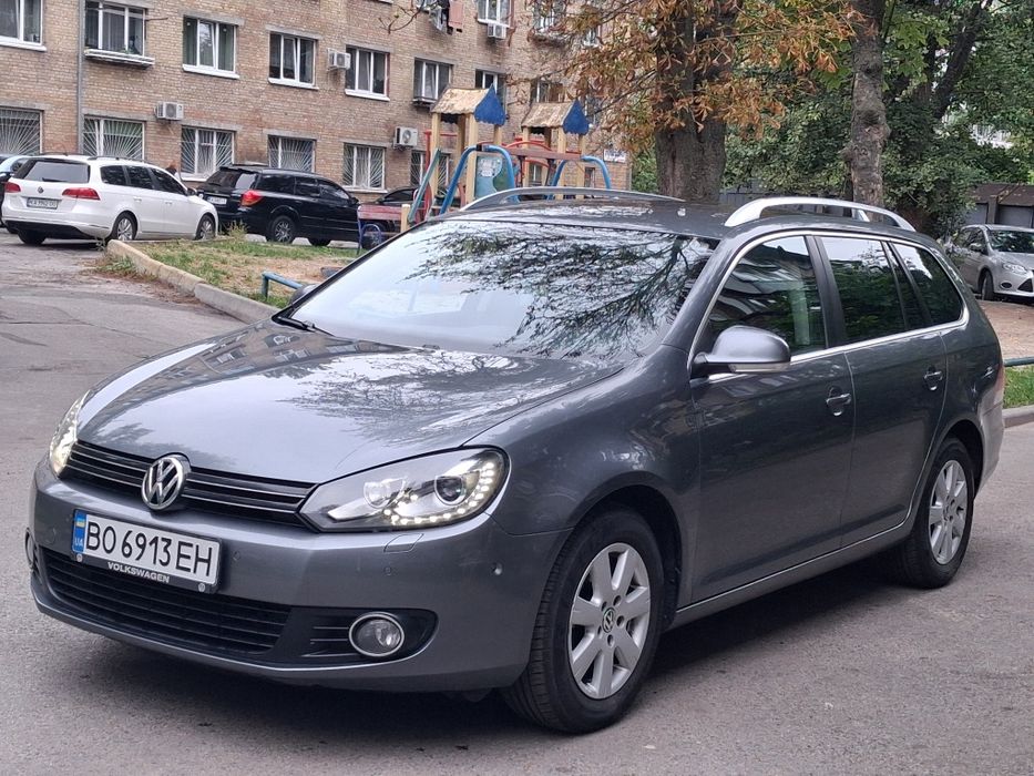Volkswagen Golf VI 2012 в рідній фарбі