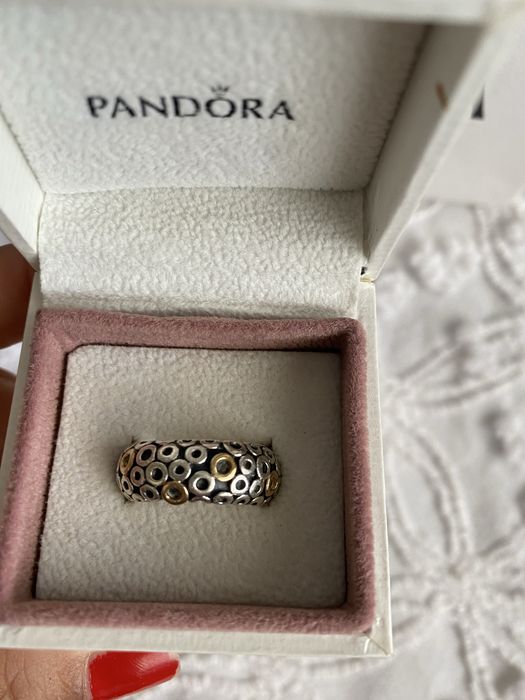 Anel da Pandora ouro e Prada