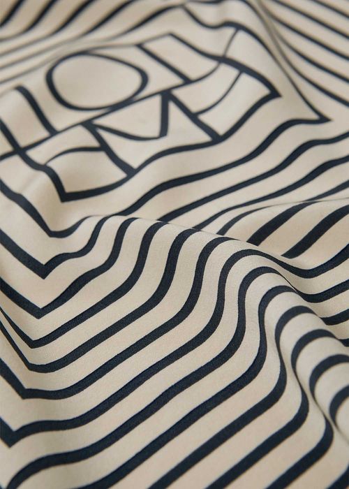 Шарф Toteme Signature Monogram Silk scarf Creme
