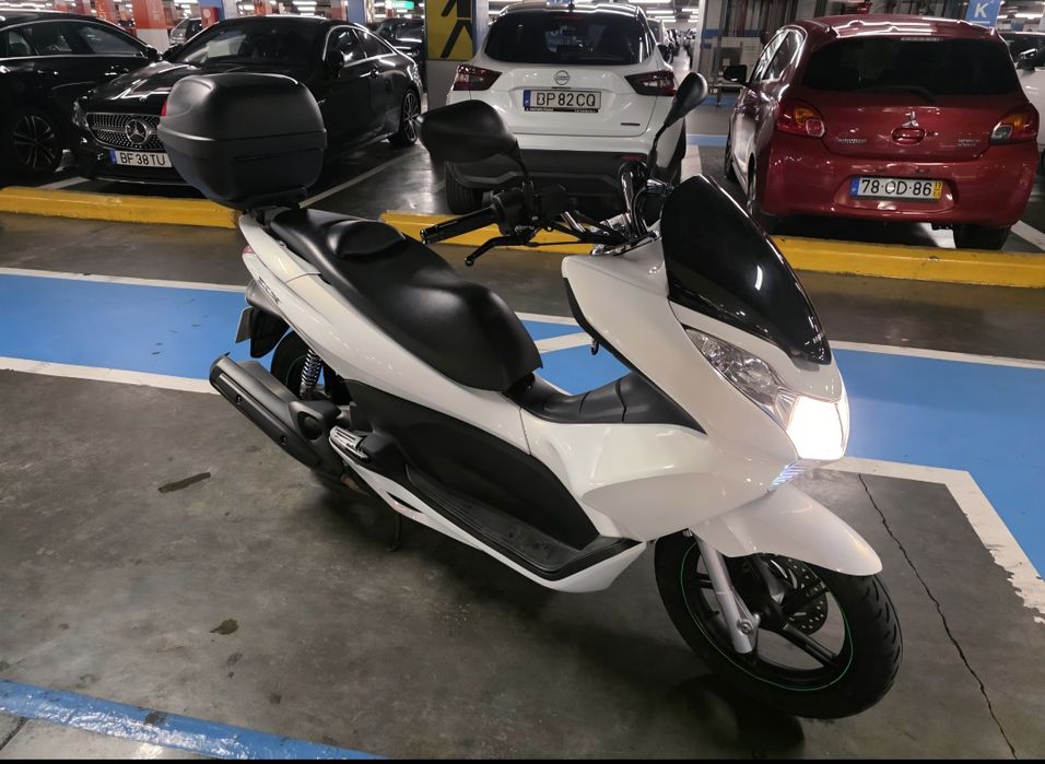 Honda PCX  Nova poucos klm