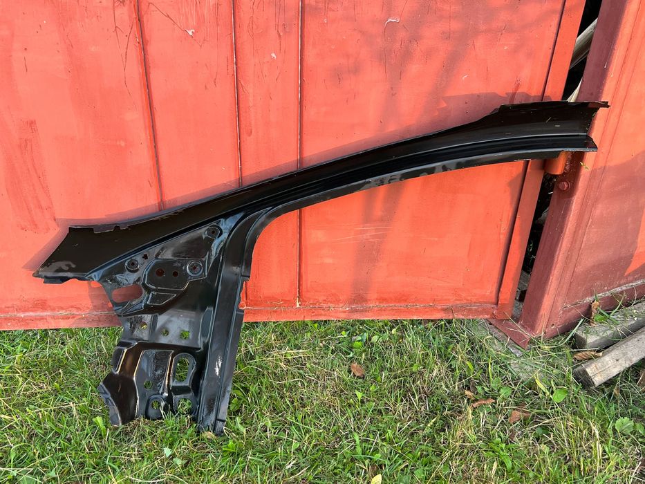 Стійка лобового Ford Focus 3 (права, рестайл)