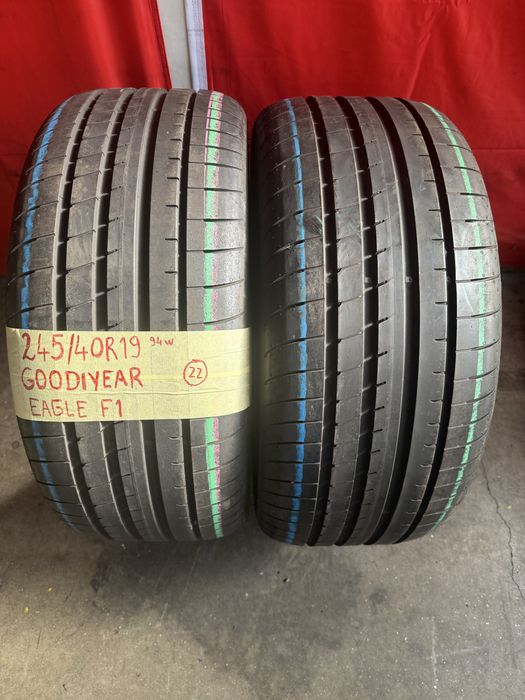 Pneus 245/40/19 Goodiyear Como novos