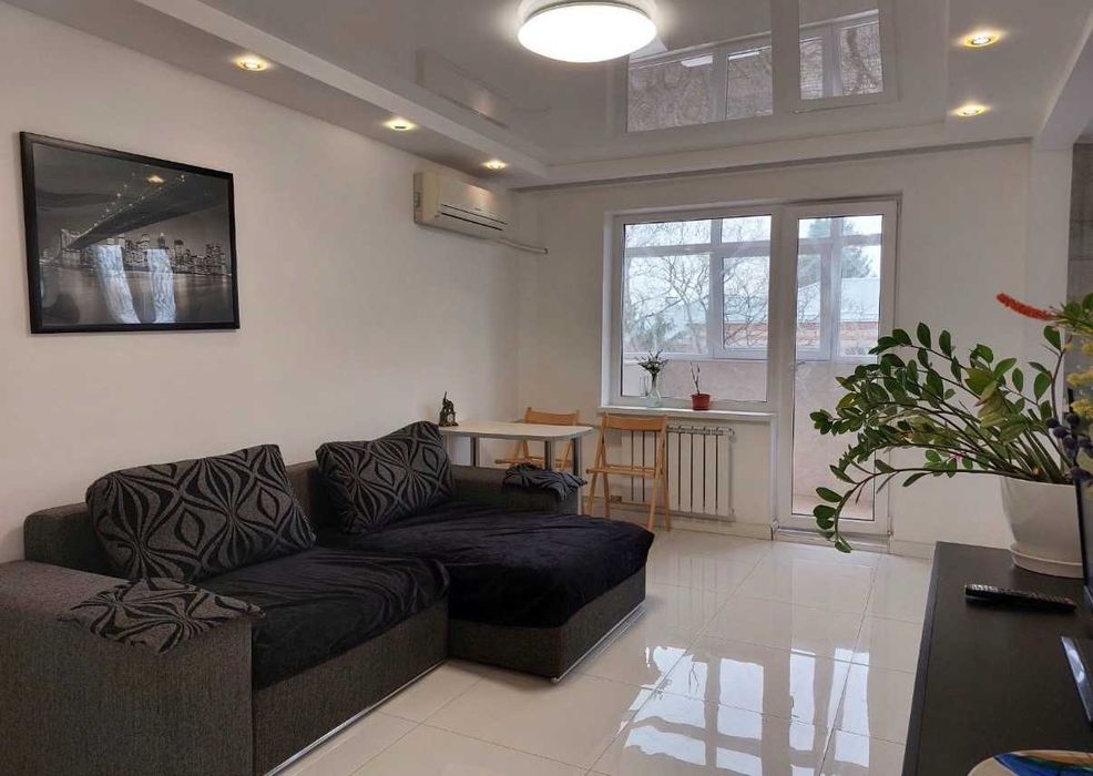 5m Аренда 3 квартира метро Дворец Спорта  Новые Дома Героев Харькова