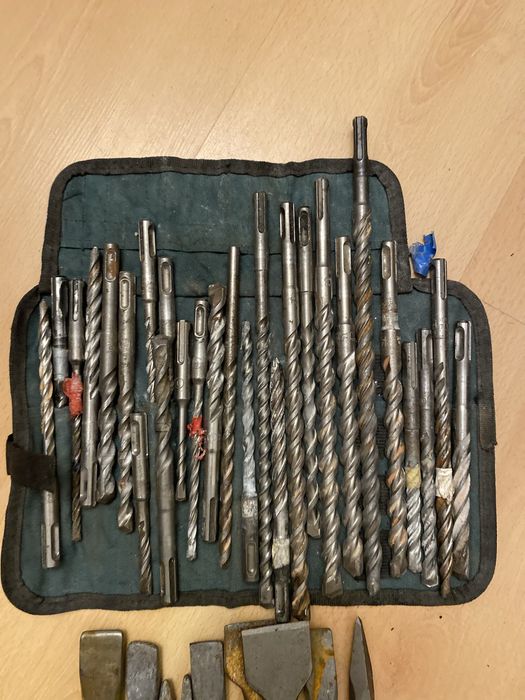 Makita, młotowiertarka DHR241 + baterie, zestaw