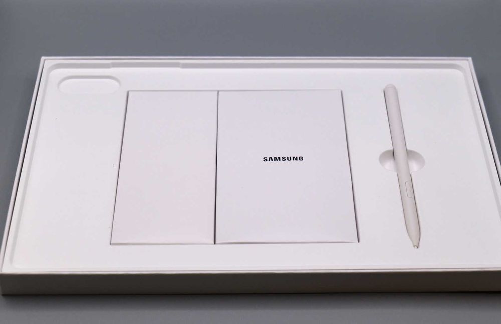 Samsung Galaxy Tab S10 plus  Memória 256Gb c BookCover com teclado PT