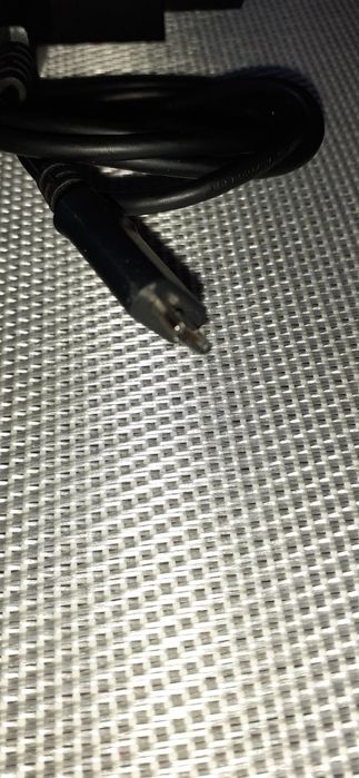 Ładowarka sieciowa Sony z kablem microusb